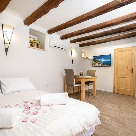 Studio Apartman Old Town Novi Vinodolski Kültér fotó
