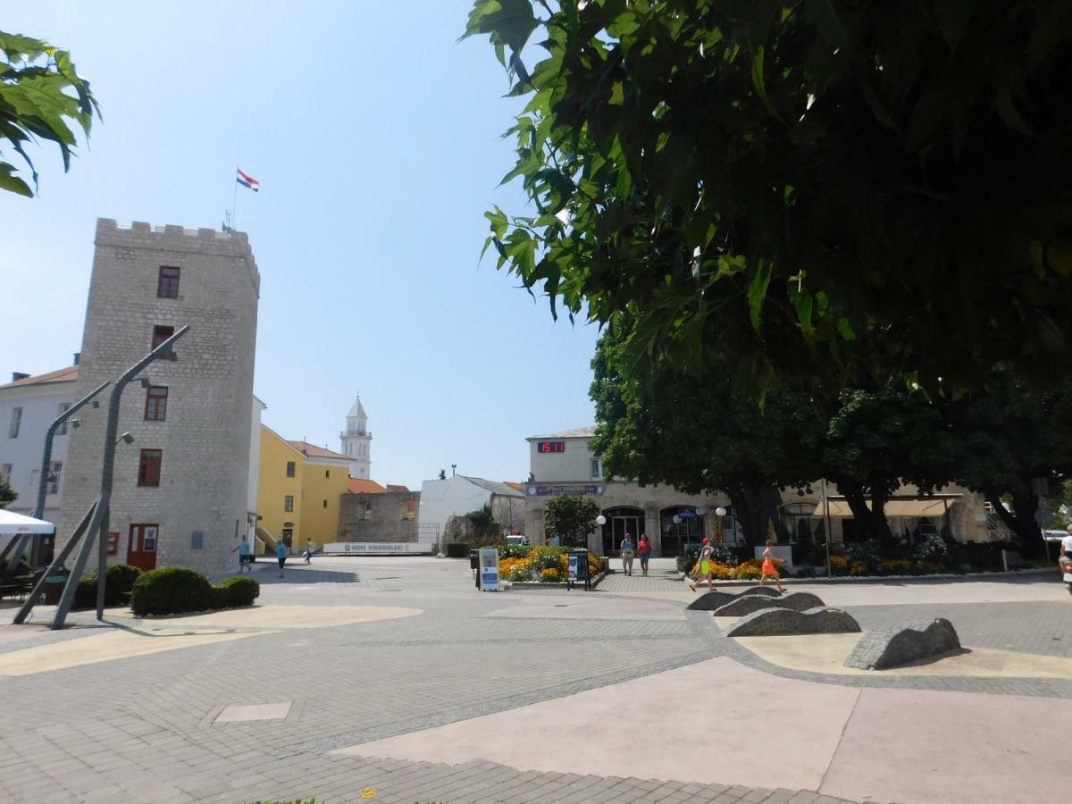 Studio Apartman Old Town Novi Vinodolski Kültér fotó